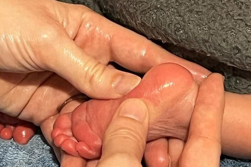 Soins Féminins Doula Rebozo Massage femme enceinte Atelier Portage Atelier massage bébé Sablé sur Sarthe Chateau gontier Meslay du maine Durtal Le Lion d